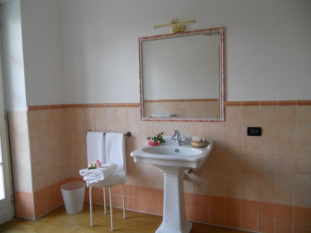 Beb Villa Aurora Carmagnola Εξωτερικό φωτογραφία